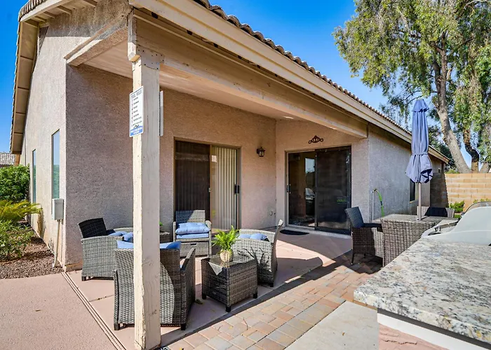 2 Mi To Stadium! Dog-friendly Home, Pool *