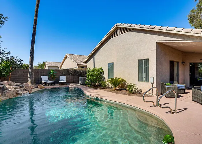 2 Mi To Stadium! Dog-friendly Home, Pool Holiday home Surprise